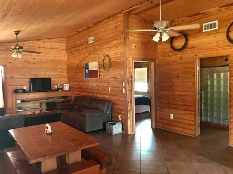 Cottonwood Creek Cabins - Alpine, Tx מראה חיצוני תמונה